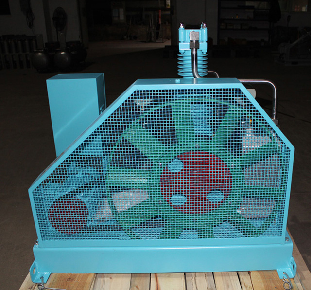 End&uuml;striyel g&uuml;&ccedil;lendirici d&uuml;ş&uuml;k basın&ccedil;lı oksijen kompres&ouml;r&uuml; (3)